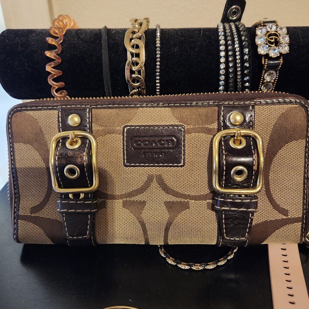Coach wallet